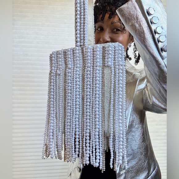 Viral Pearl Fringe Handbag – Statement Evening Bag - Picture 6 of 8